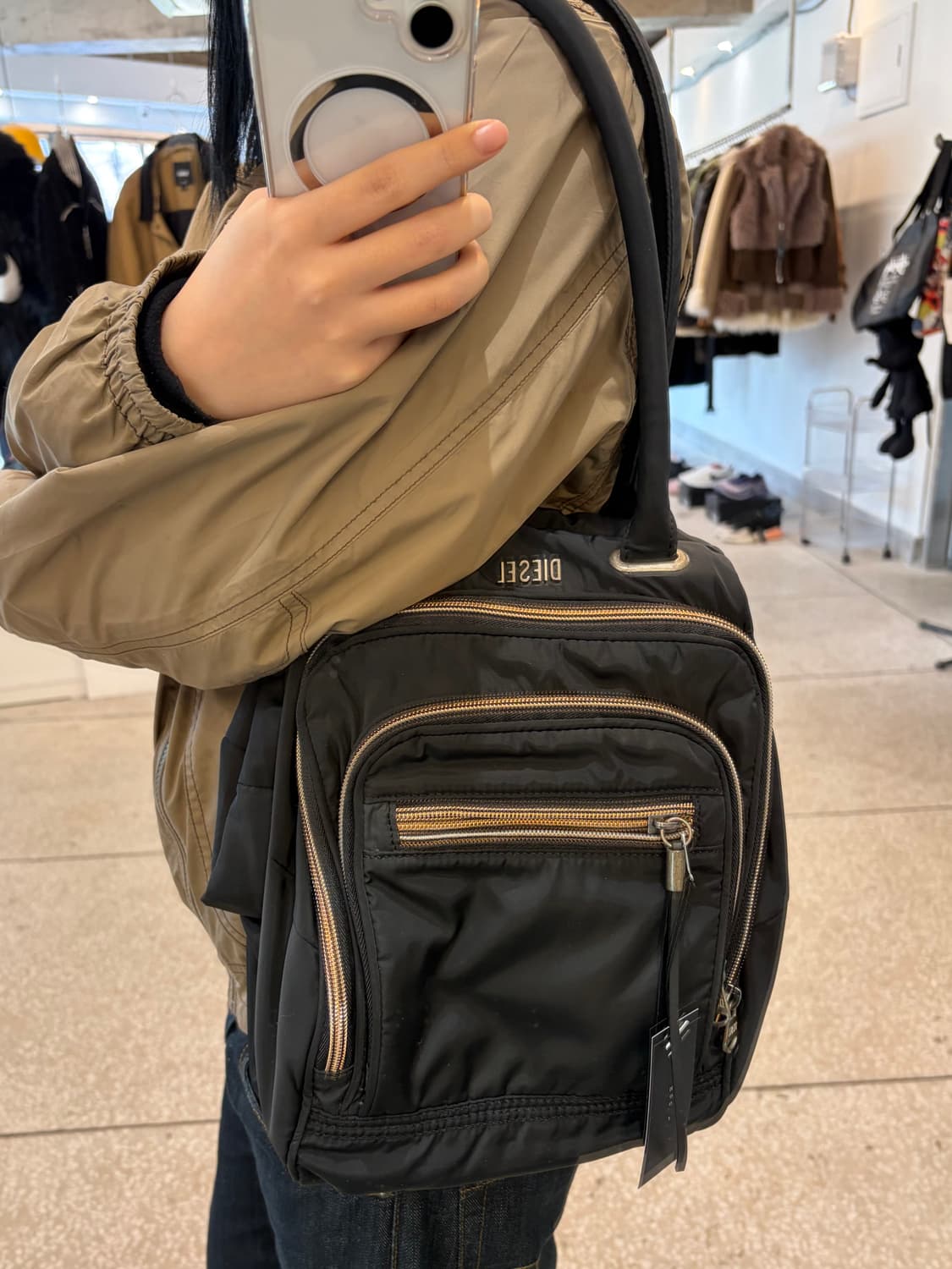 diesel padded nylon Shoulder bag 상품이미지1