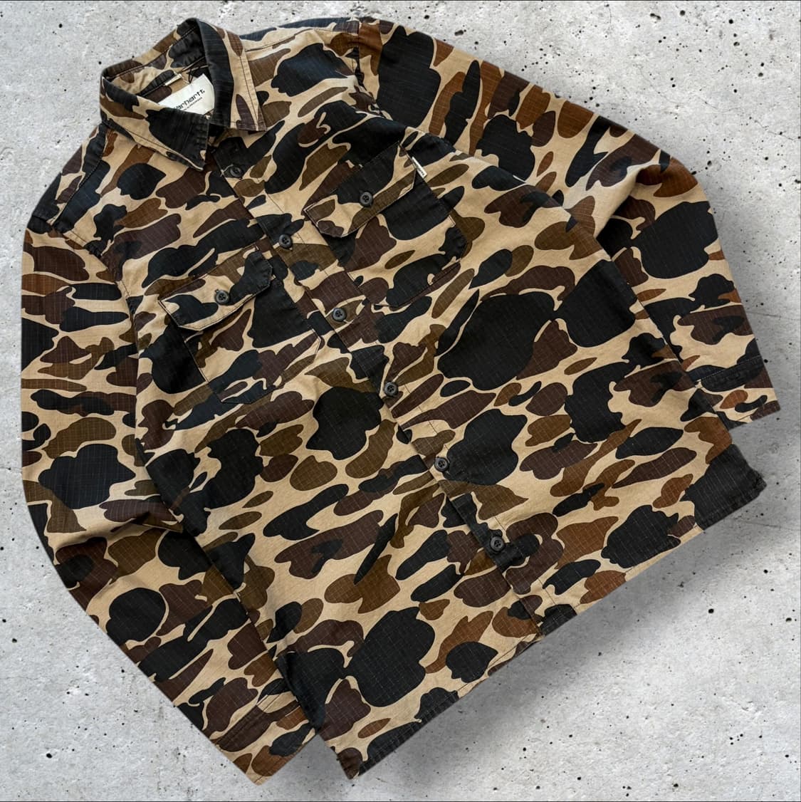 [S] 칼하트 WIP 레귤러 카모 포켓 셔츠 D817 상품이미지1