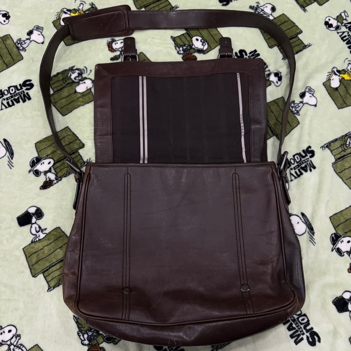 휴고보스 가죽 크로스백 상품이미지5