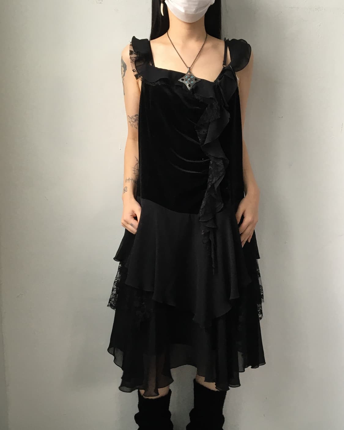 Ruffle lace point onepiece 상품이미지1