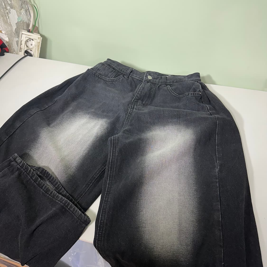 M 빈티지 와이드핏 빈티지워시드 블랙 데님팬츠 상품이미지1