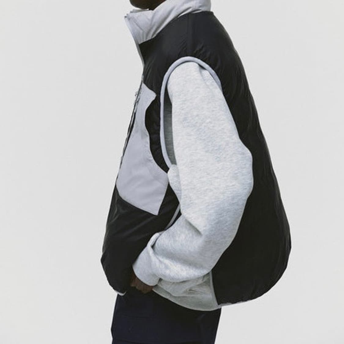 다이와 피어39 테크 리버시블 클라이머 퍼프 베스트 실버 블랙 상품이미지7