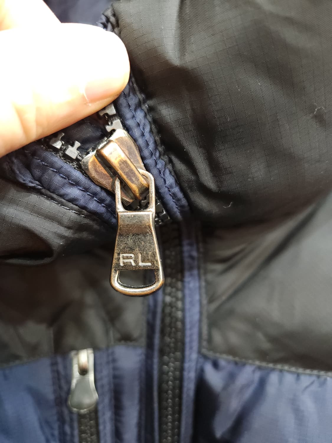 폴로 랄프로렌 배색 오리털 패딩점퍼

 상품이미지4