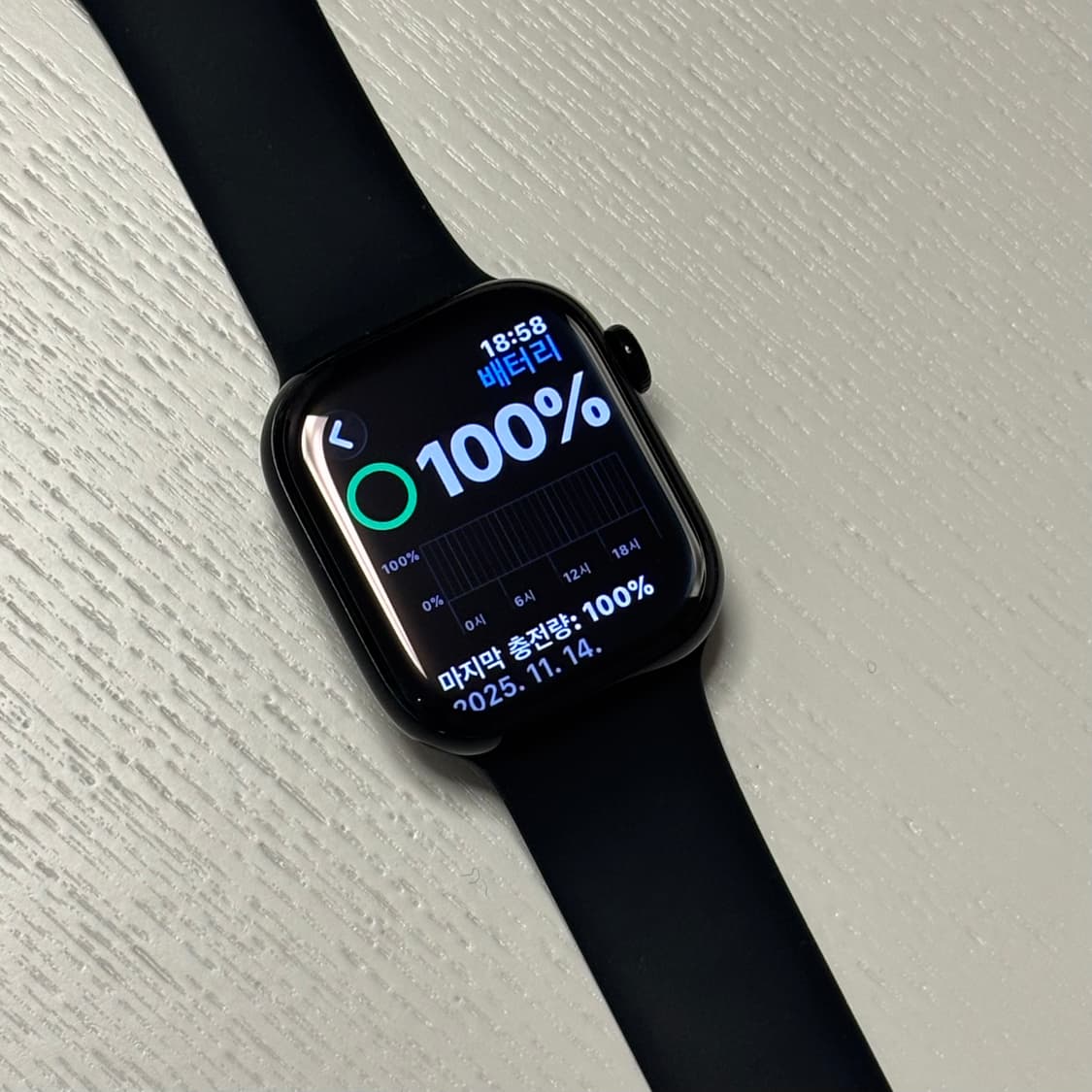 애플워치 11 42mm GPS 알루미늄 판매합니다. 상품이미지1