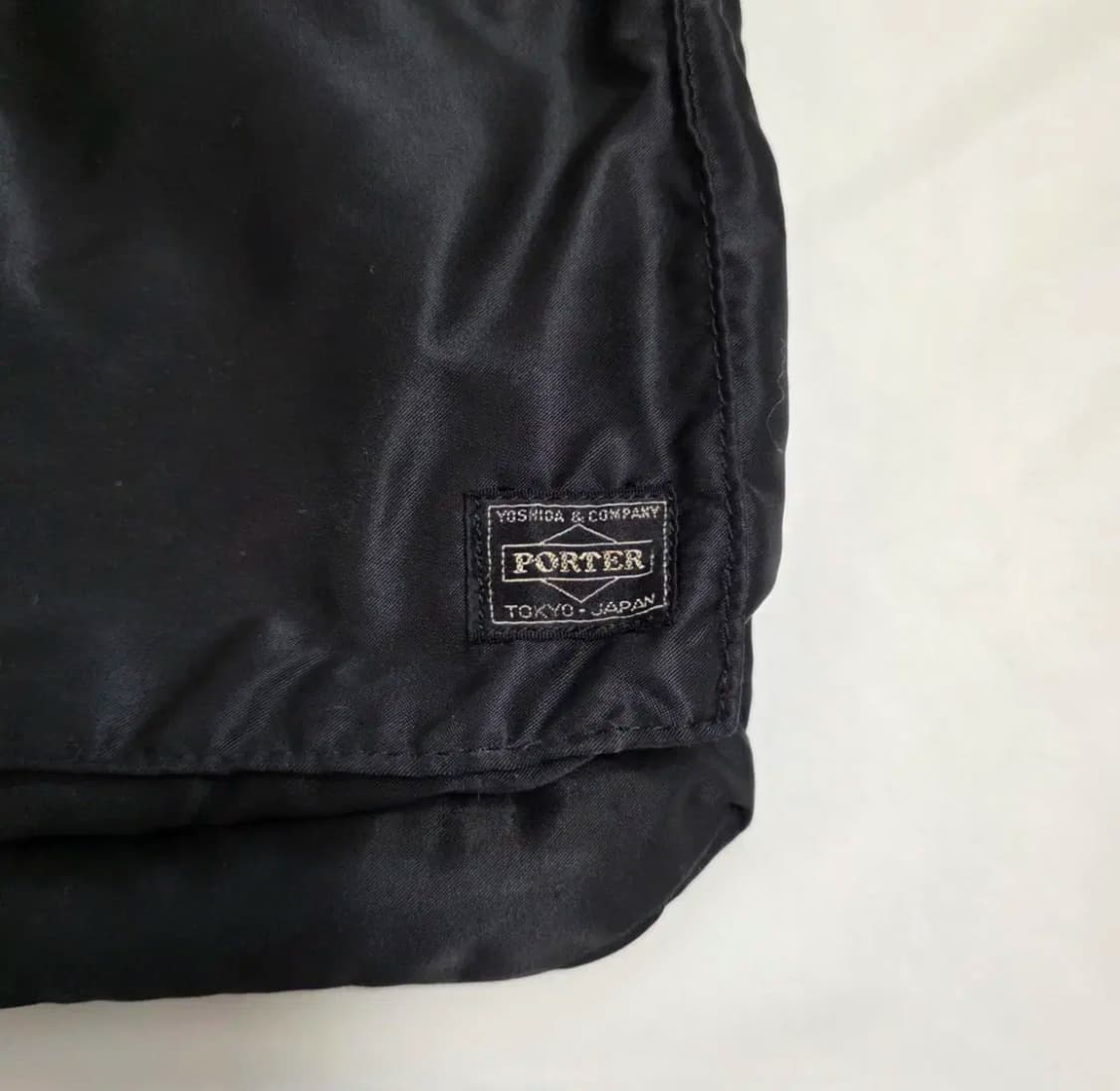 요시다포터 탱커 숏 헬멧백 라지 사이즈 W480/H350 상품이미지4