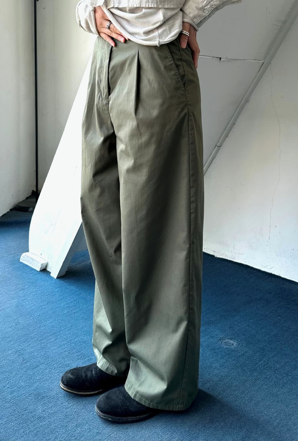 Wide design cotton poly pants 상품이미지1