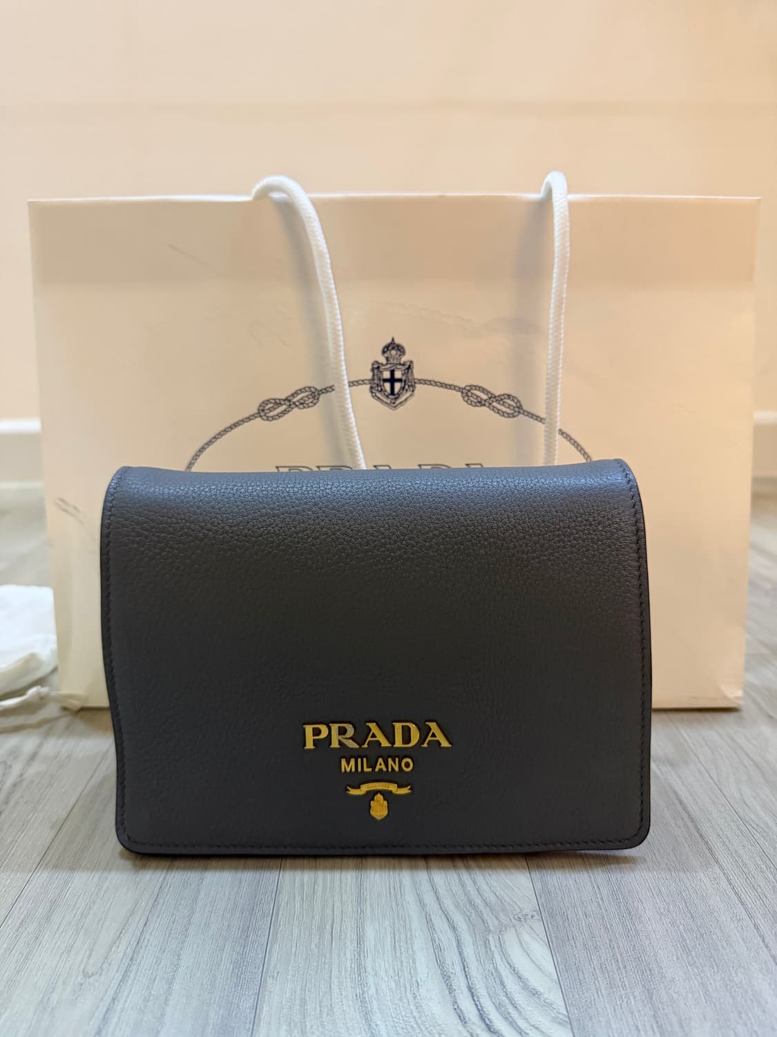 프라다 비텔로 다이노 크로스백 숄더백 그레이 상품이미지2