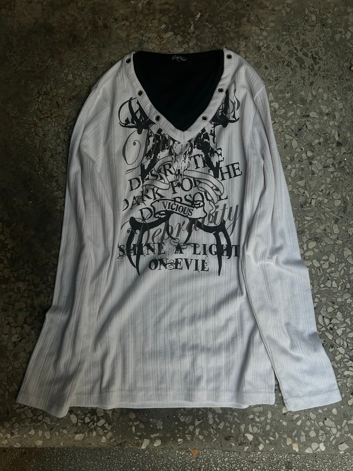 *rare design* 2000s 펑크 프린팅 롱슬리브 상품이미지1