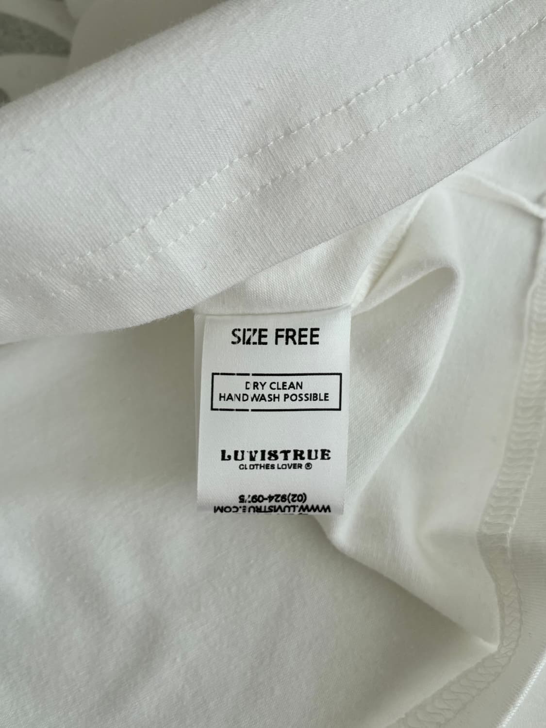 F) 러브이즈트루 레이스 러브 반팔 티셔츠 화이트 상품이미지5