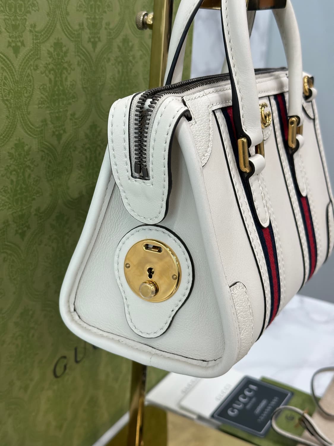 [새상품급/풀구성] 구찌 바울레토 탑핸들 미니백 화이트  상품이미지6