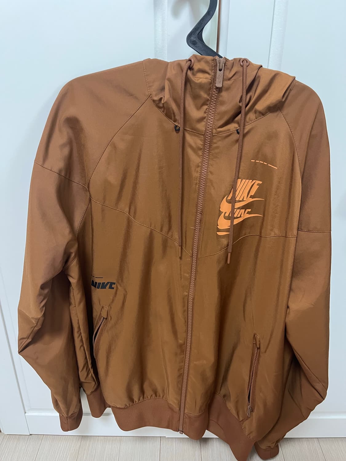 나이키 후드 바람막이 윈드브레이커 S 상품이미지3