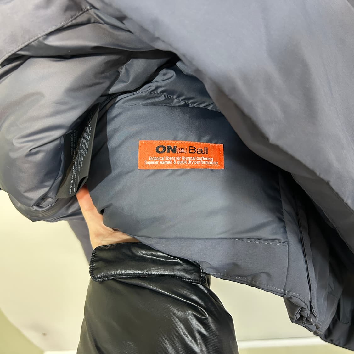 노스페이스 남성 온볼 패딩 100 상태최상  상품이미지6