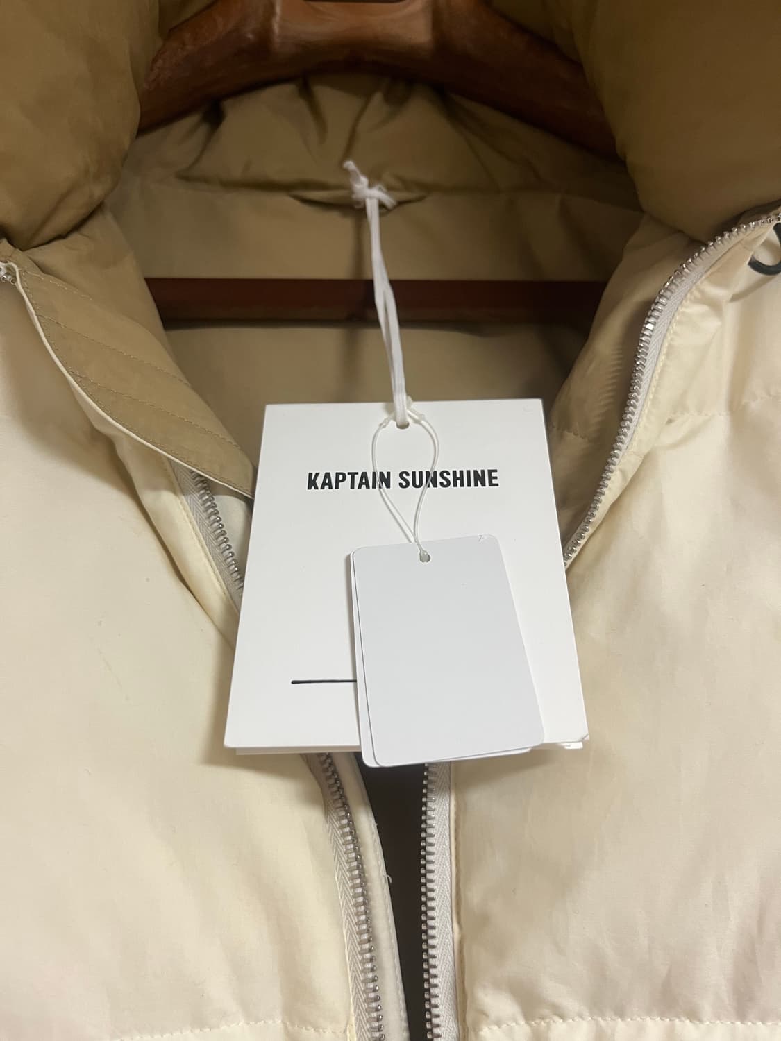 캡틴선샤인 리버서블 몽블랑 패딩 화이트/베이지 40사이즈 해 상품이미지6