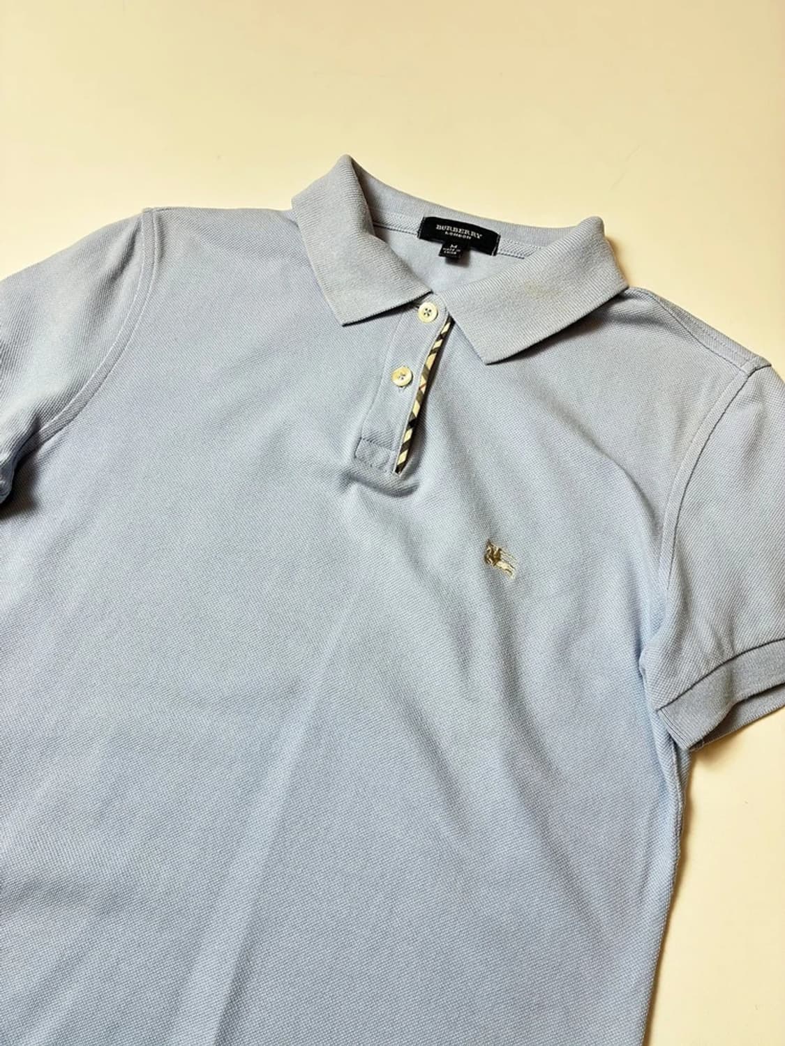 버버리 00's 클래식 로고 자수 반팔 카라 티셔츠 PN9011 상품이미지2