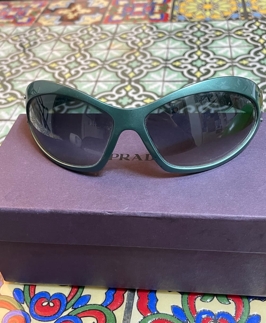PRADA SPR 10F 프라다 선글라스 그린 상품이미지1