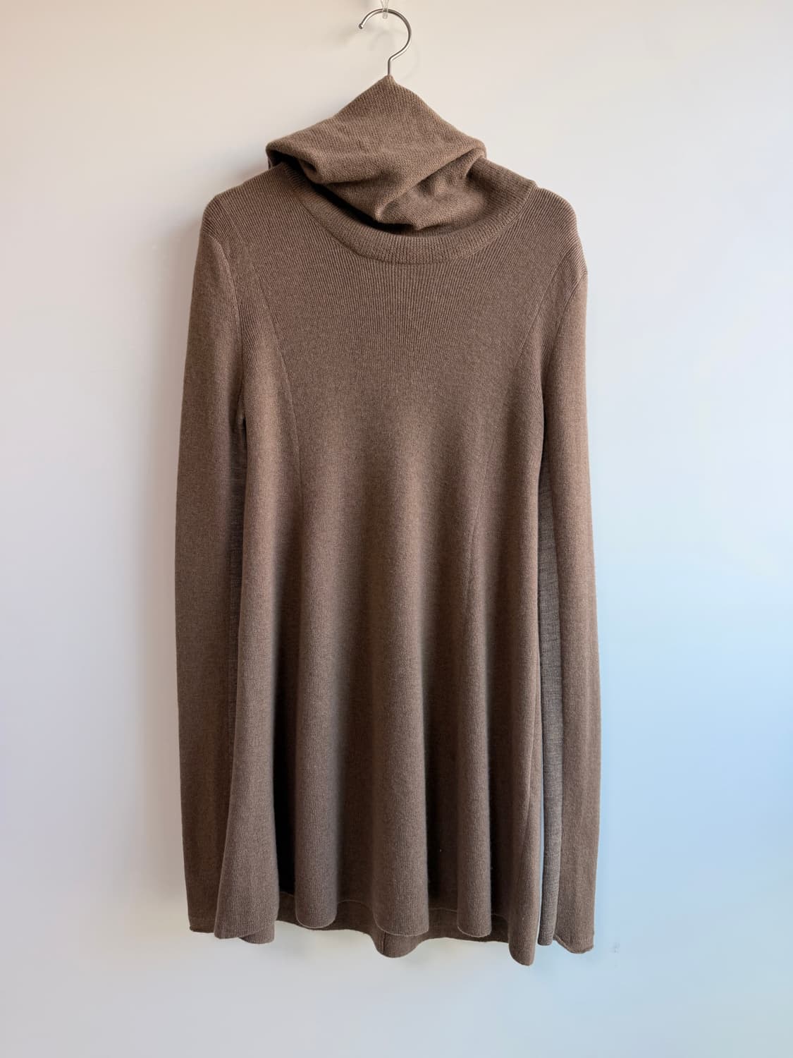 한섬 타임 브라운 폴라 &후드 니트 free 상품이미지9