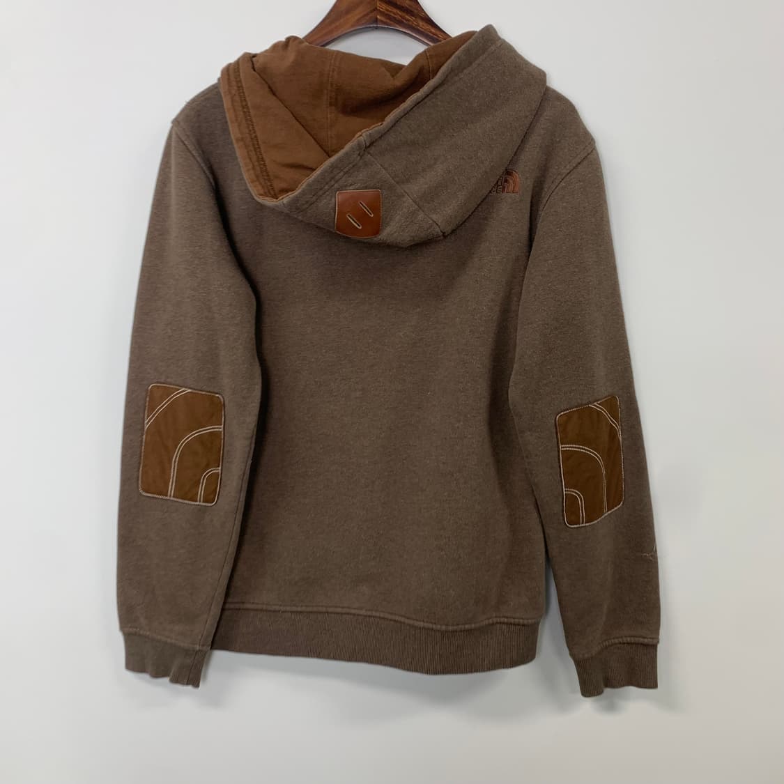 노스페이스 자수로고 브라운 더플 후드티 상품이미지3