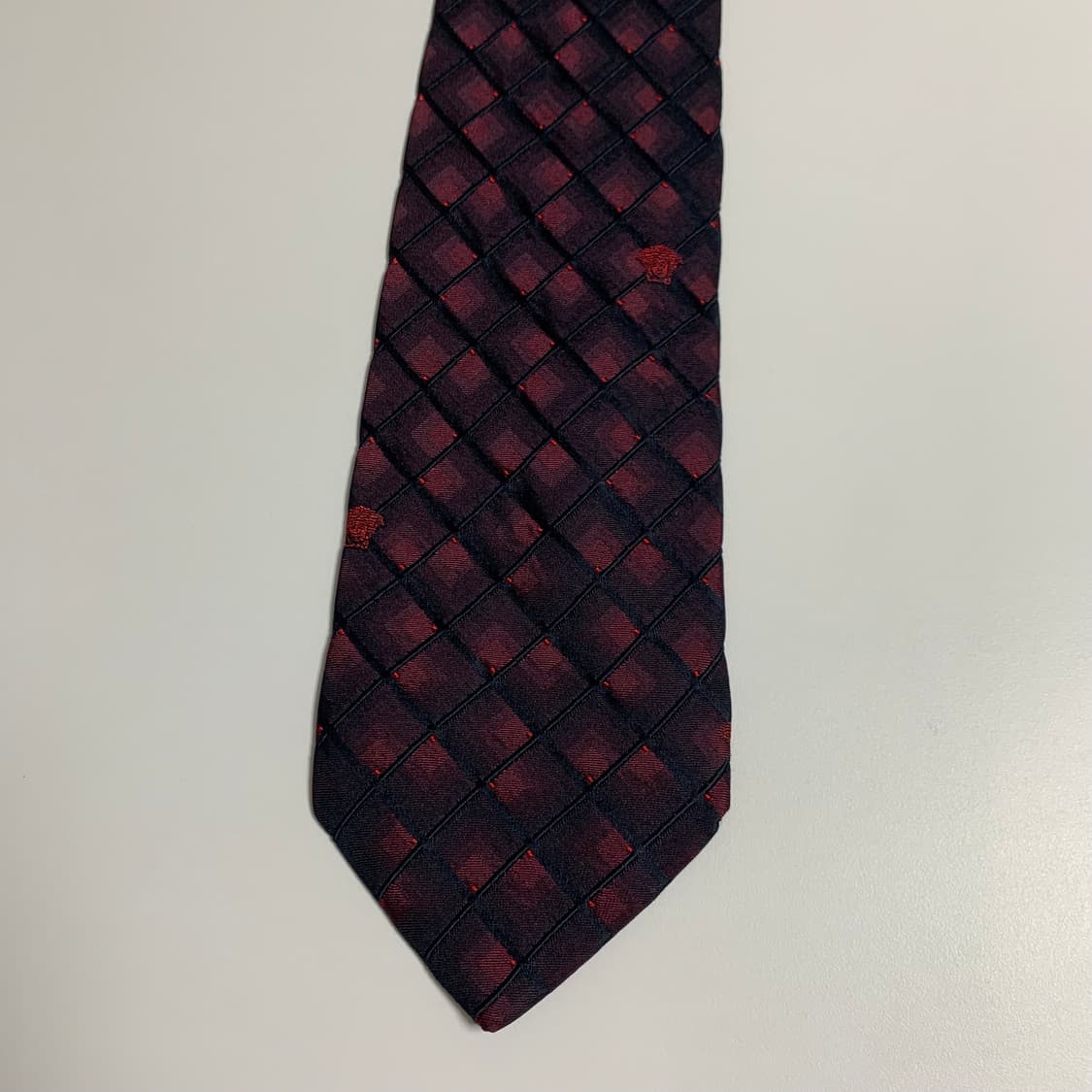베르사체(VERSACE) 레드 버건디컬러 체크넥타이 명품 100실크 A+ 상품이미지10