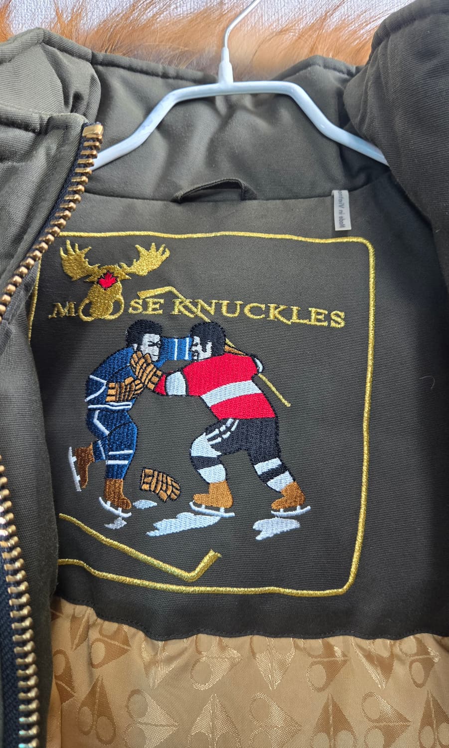 무스너클 여성 M- 정품 세인트 플라비 골드퍼 봄버 재킷 카키 상품이미지6