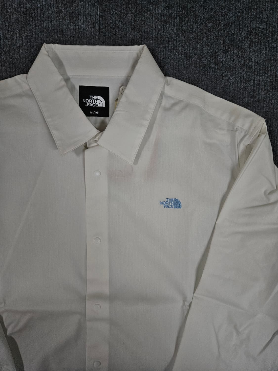 노스페이스 데이 컴포트 흰색 셔츠(급처) 상품이미지2