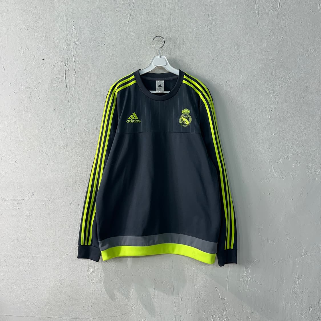 아디다스 레알마드리드 스웨트탑 트랙탑 110 상품이미지1