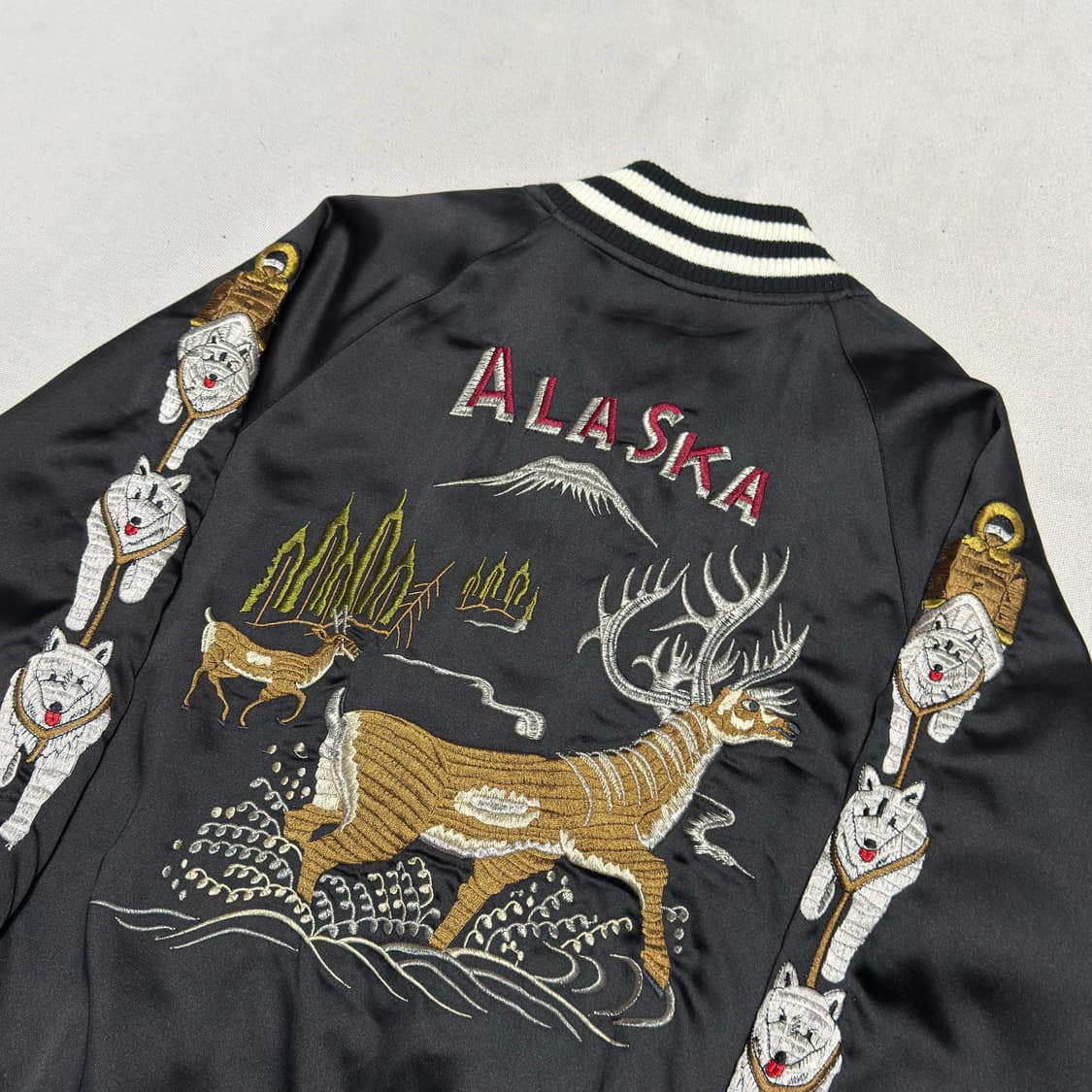 M 더 매드니스 알래스카 오리앤탈 자수 스카쟌 상품이미지1