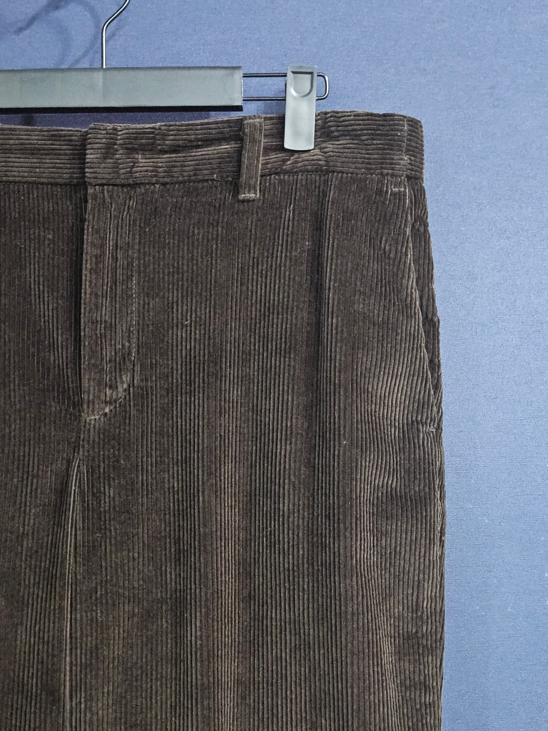 에잇세컨즈 다크브라운컬러 남성 허리 34~35 코듀로이 팬츠  상품이미지4