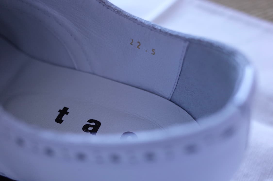 타오 꼼데가르송 꽃잎 밑창 레이스업 슈즈 판매해요 ! 상품이미지2