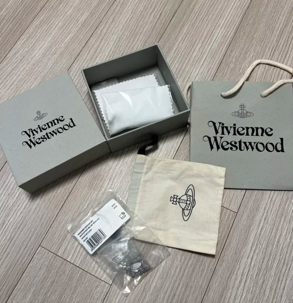 비비안웨스트우드 메이페어 바스 릴리프 목걸이 풀박스 상품이미지2