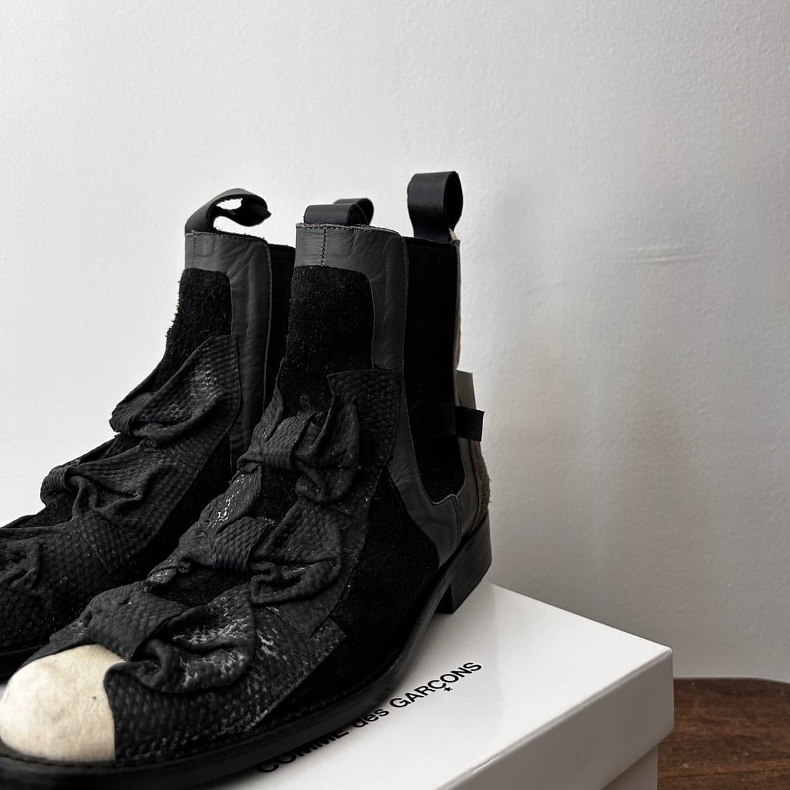 Rubber Ribbon Detail Boots 상품이미지4