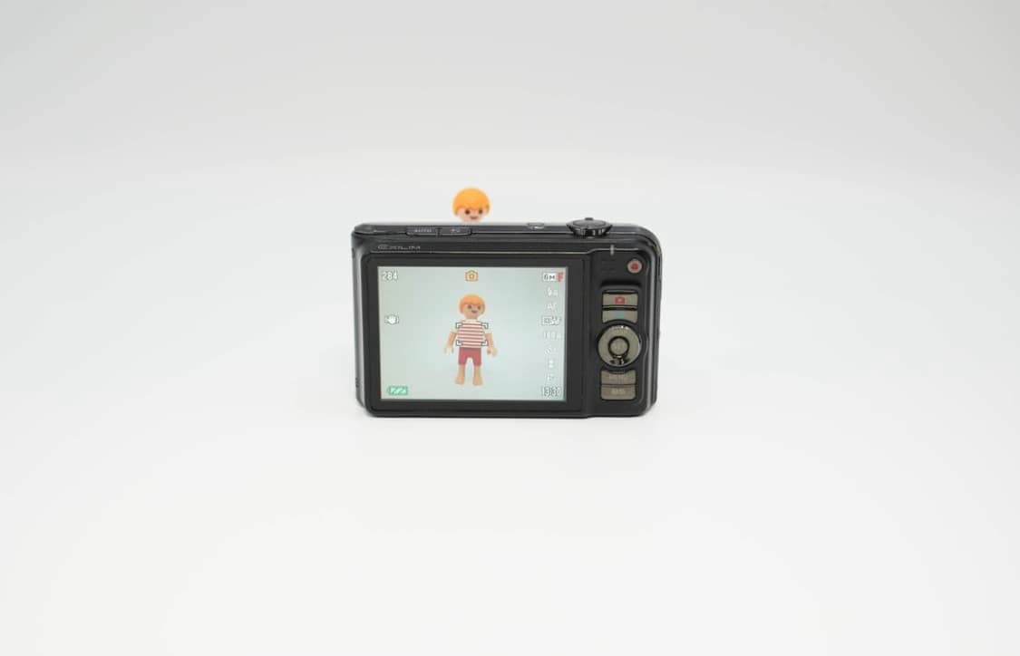 Casio Exilim EX-H15 (카시오 엑슬림 EX-H15) 상품이미지2
