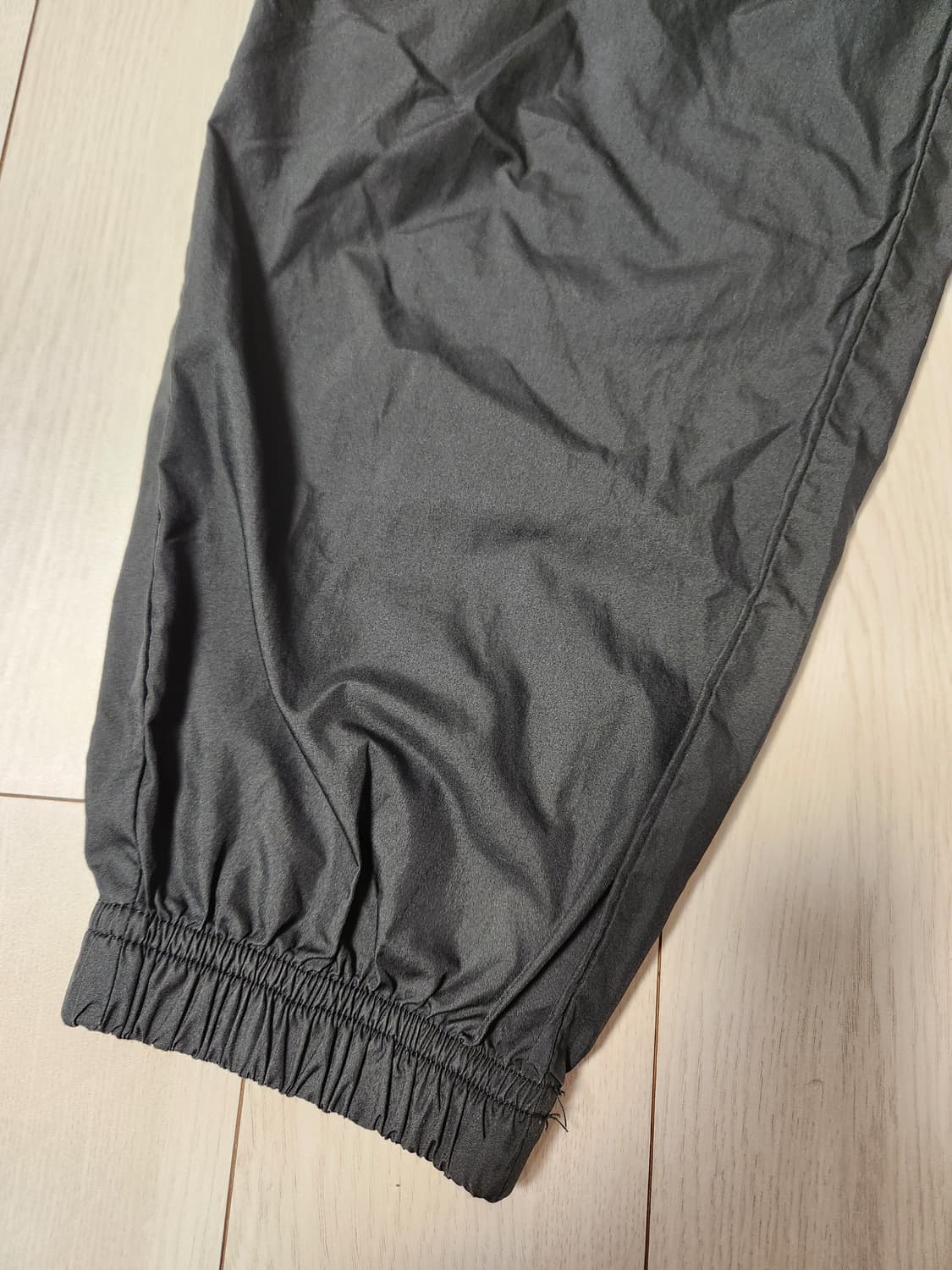 나이키 트레이닝 우븐 팬츠 AR2812-010 사이즈s

사용감 외에 오 상품이미지8