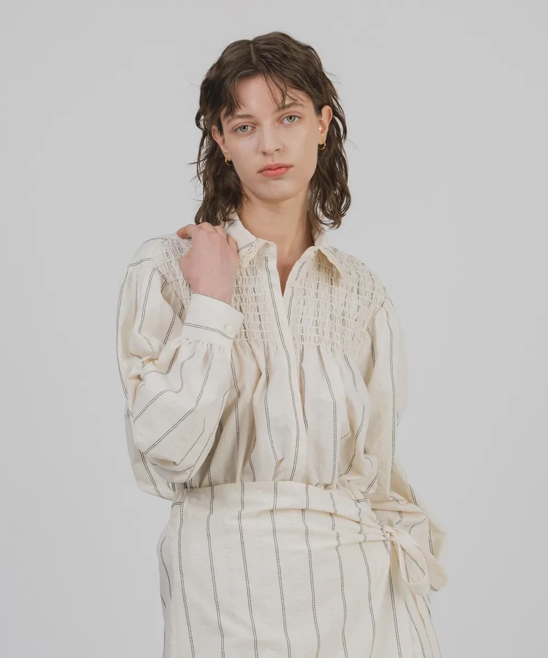 뮤제드 셔츠 블라우스 Soleil Smocked Shirt - Seers 상품이미지3