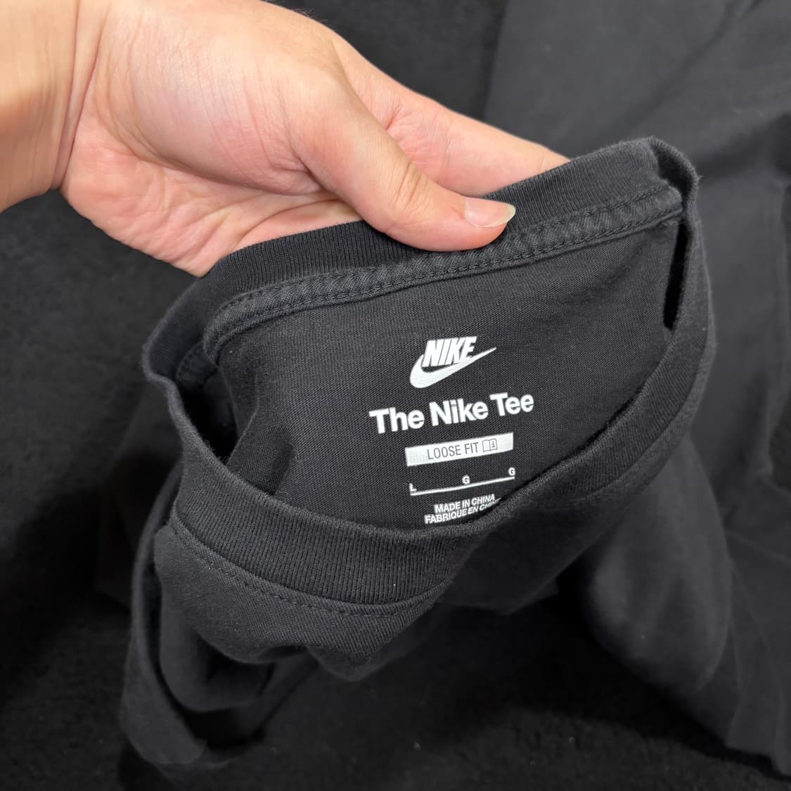 L 나이키 블랙 기본로고 반팔티 상품이미지4
