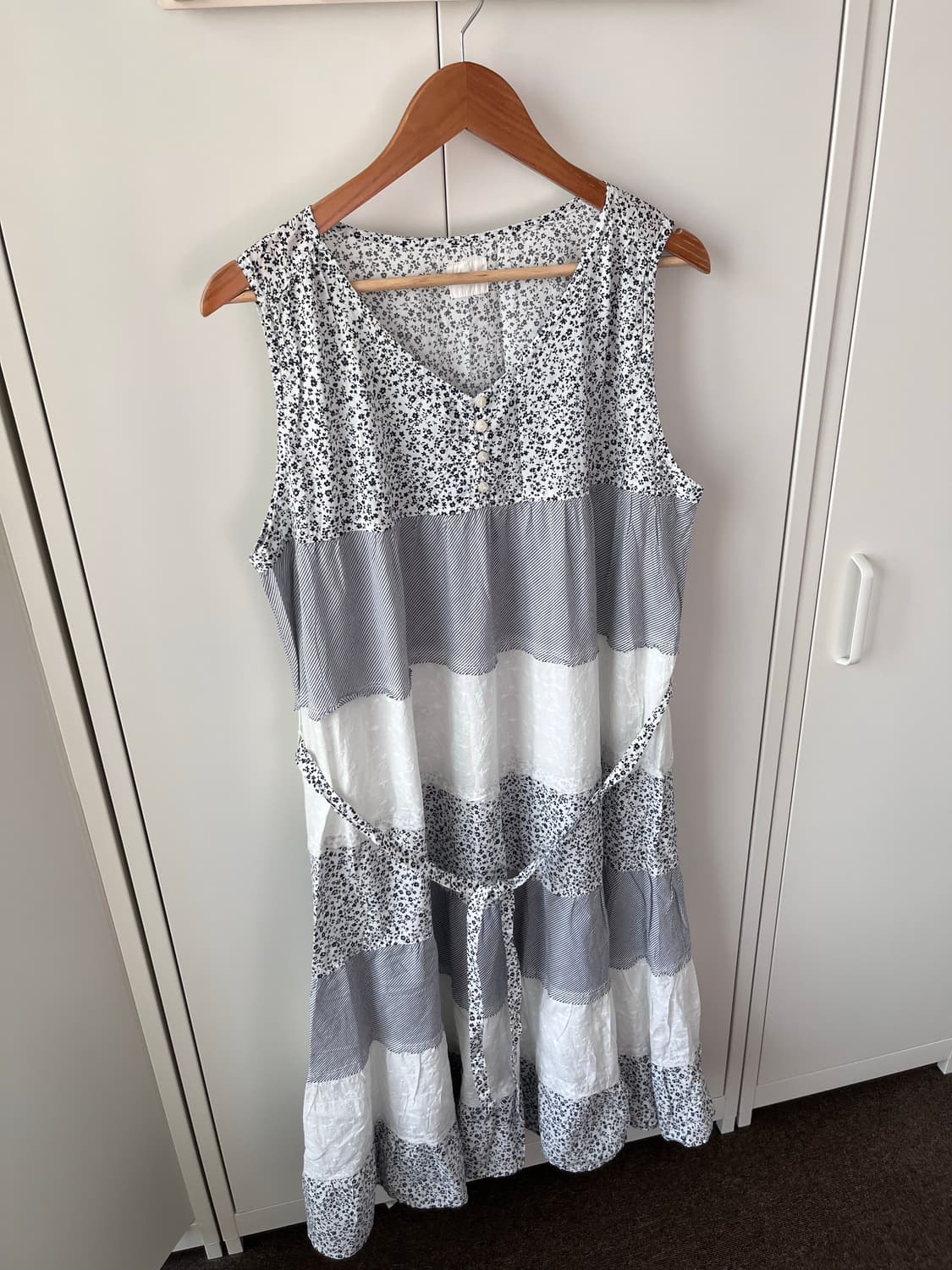 Claire 잔꽃 패치워크 스즈코 나시 롱 원피스 상품이미지6