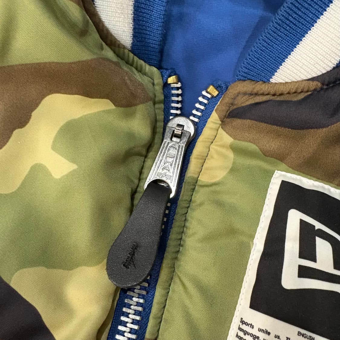 뉴에라 x 알파인더스트리 다져스 카모/블루 리버시블 봄버 자켓 상품이미지3