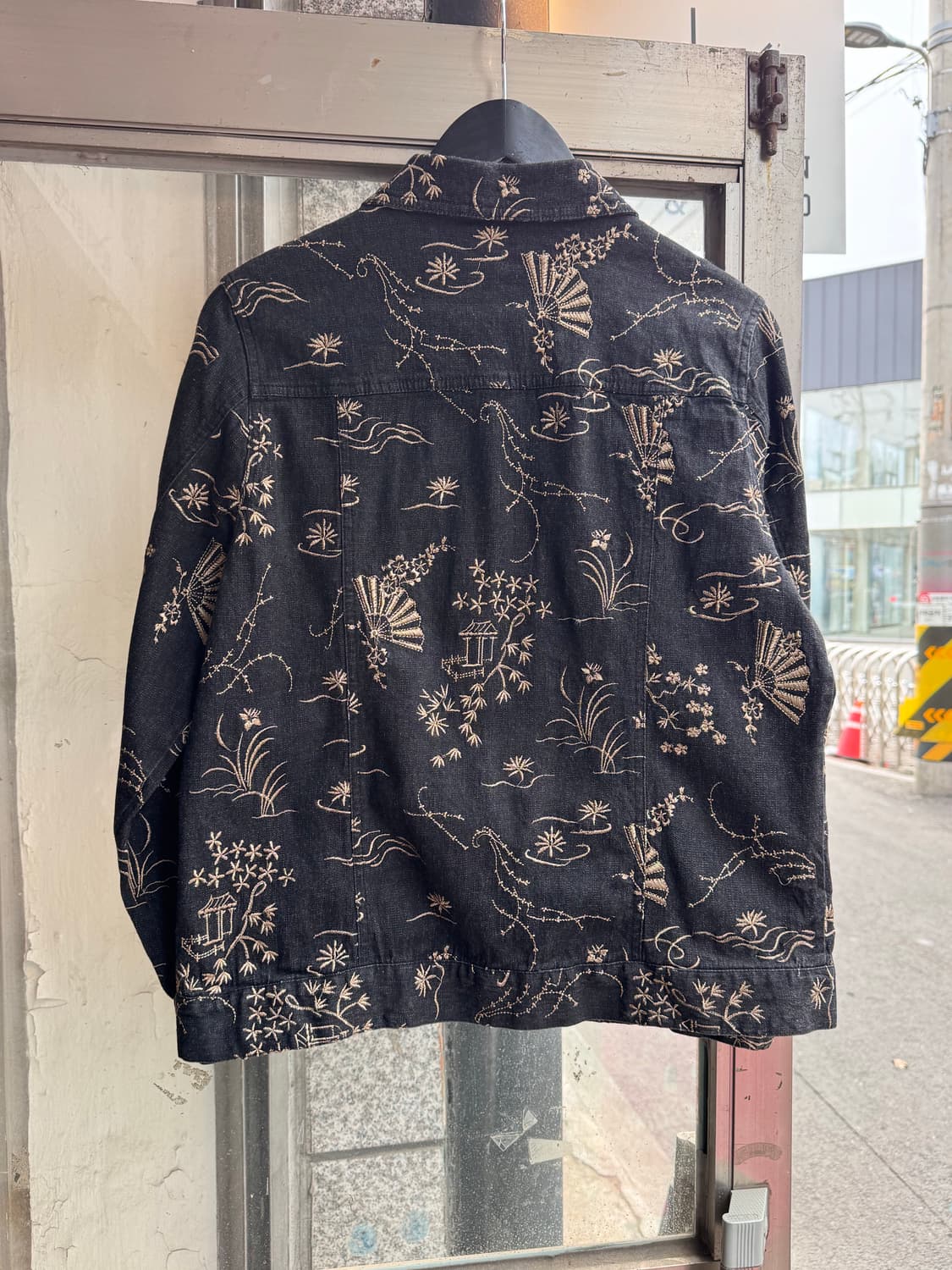 Graff by UM Company 오리엔탈 자수 데님 트러커자켓  상품이미지7