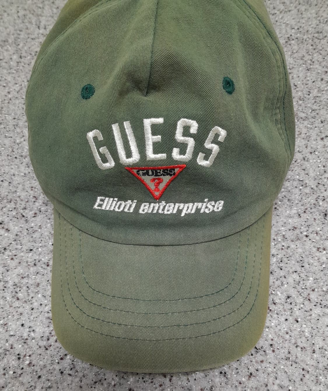 💥엘리오티 x 게스 빈티지워싱 볼캡 (카키)
 상품이미지3