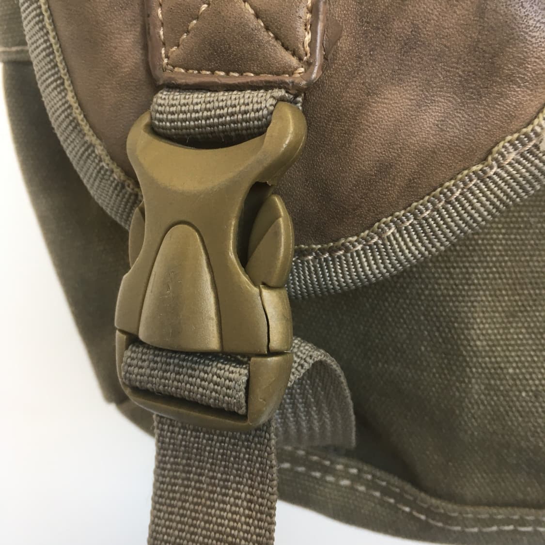 디젤 빈티지 크로스백 상품이미지3