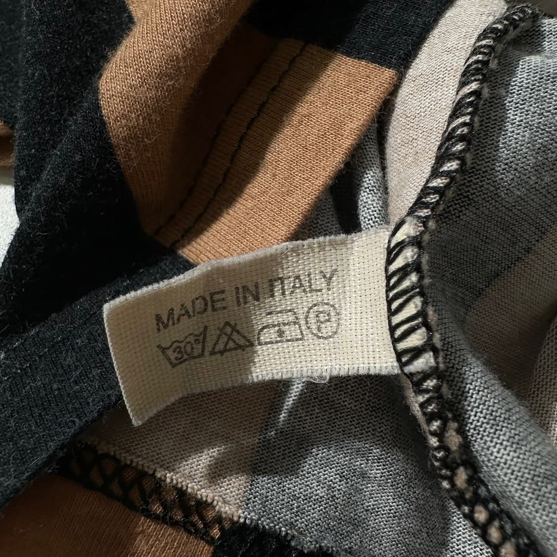 펜디 주카패턴 모노그램 반팔 티셔츠 상품이미지6