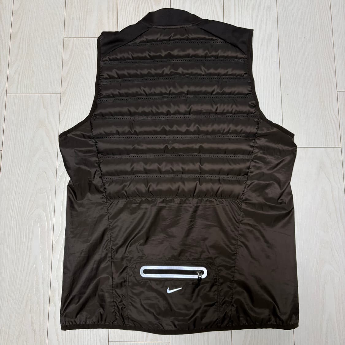 [L] 나이키 갸쿠소우 에어로로프트 베스트 상품이미지3