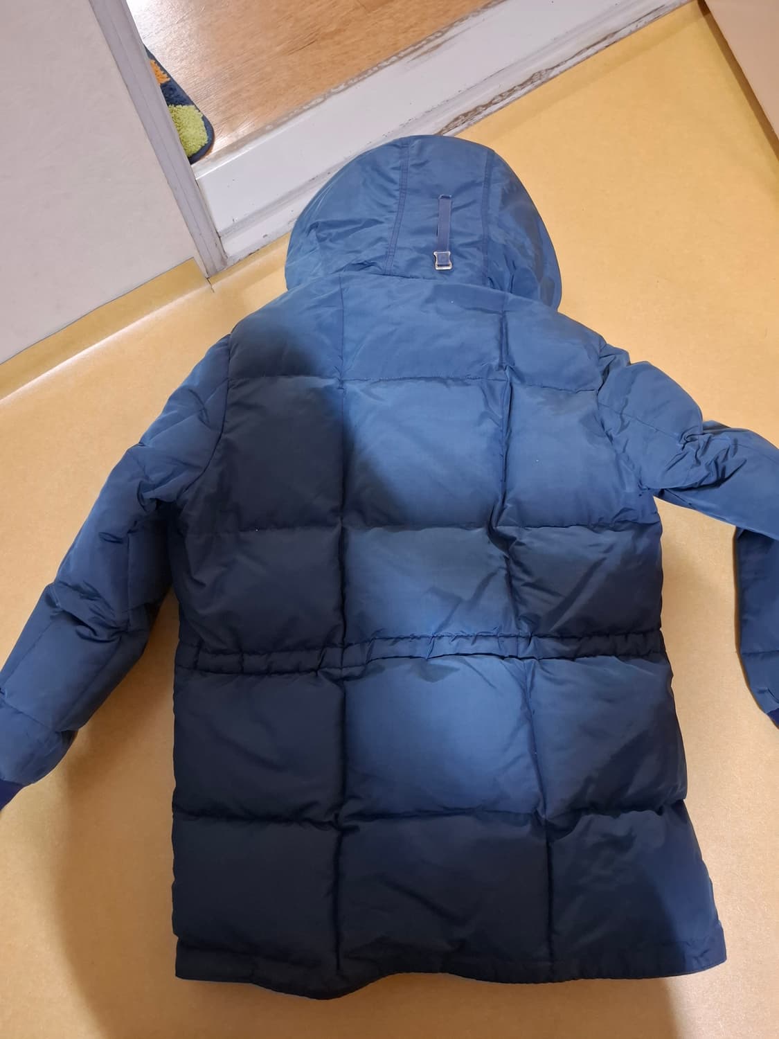 70~80s 에디바우어 카라코람 판매합니다
 상품이미지3