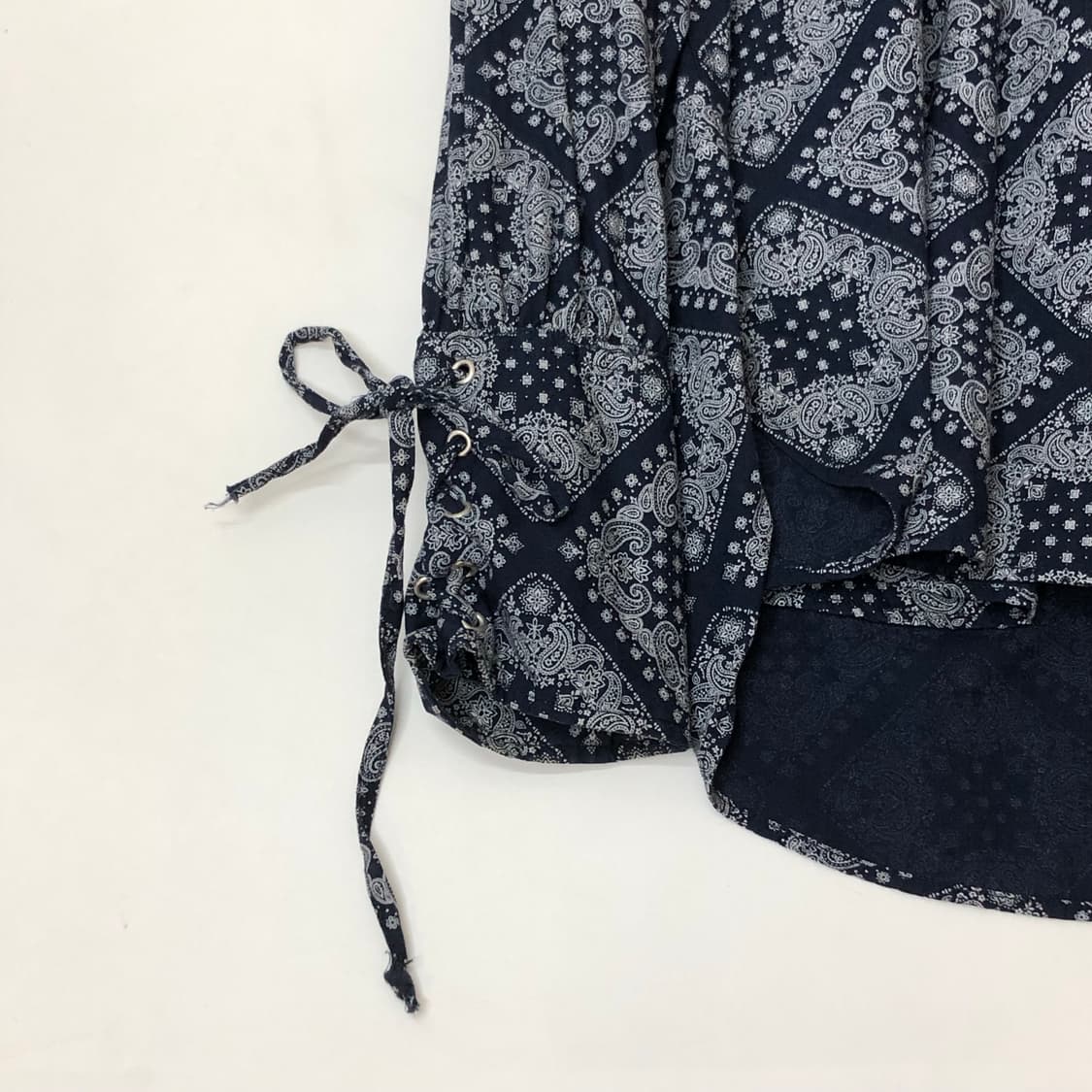 Aie 에이아이 네이비 페이즐리 스트링 셔츠 상품이미지4