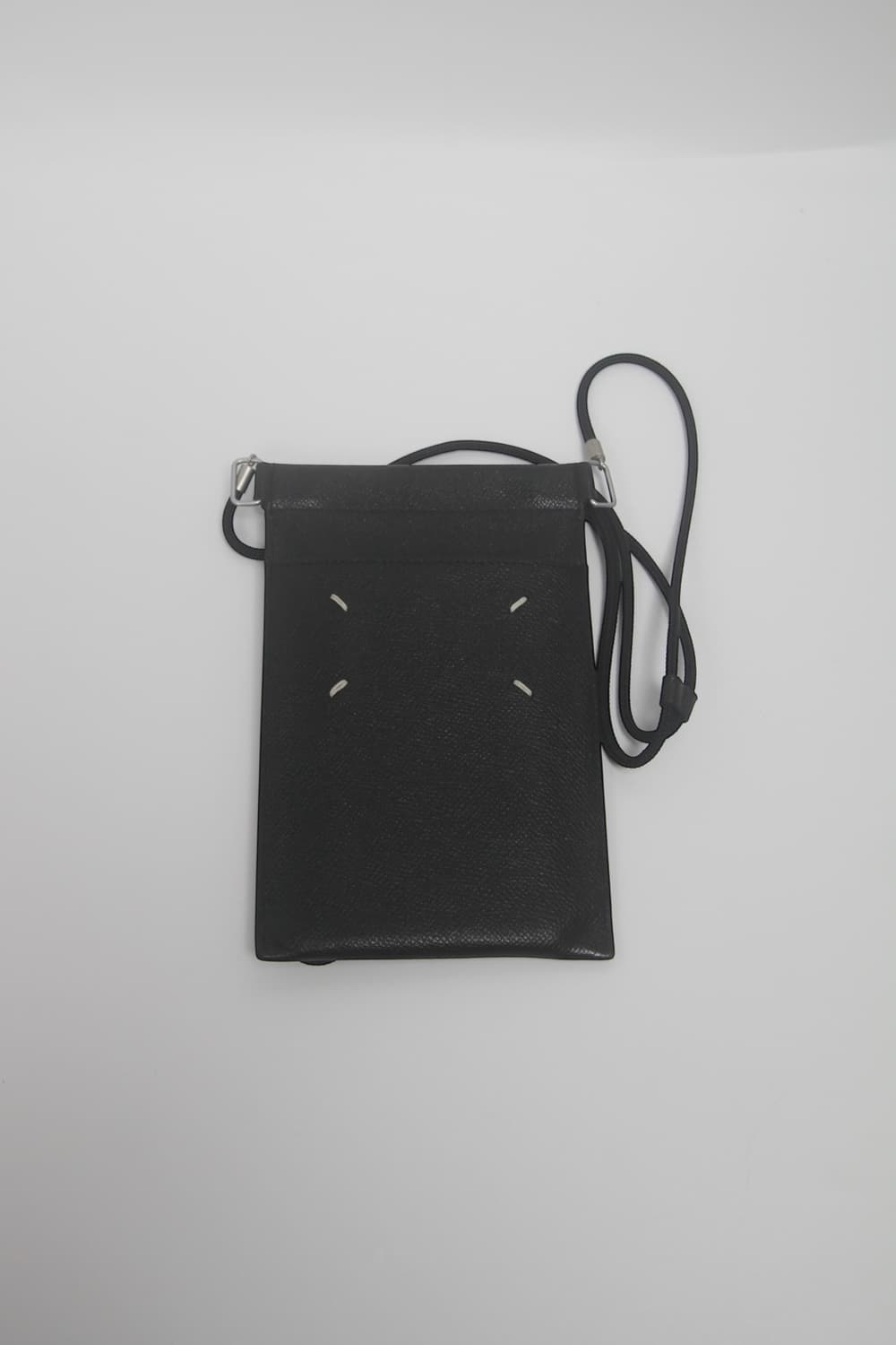 마르지엘라 23SS 스티치 자석 폰 파우치 홀더 백 상품이미지4
