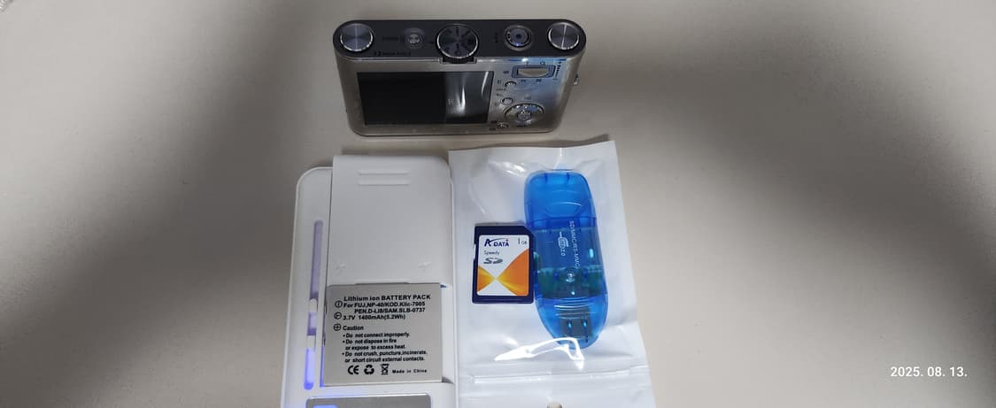 SAMSUNG VLUU NV3
빈티지 디지털카메라 상품이미지8
