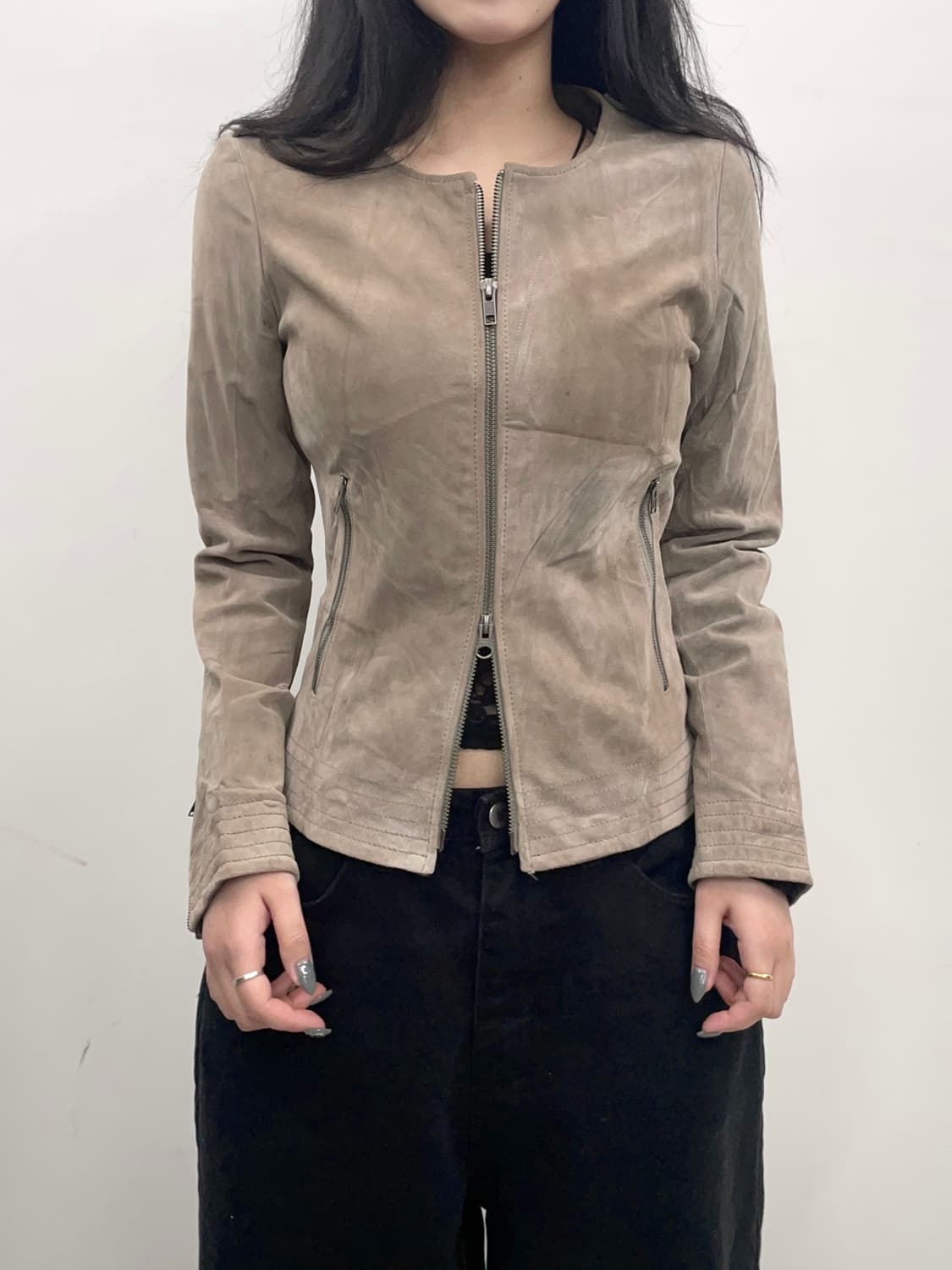 suede beige Zipper Details jacket 상품이미지1
