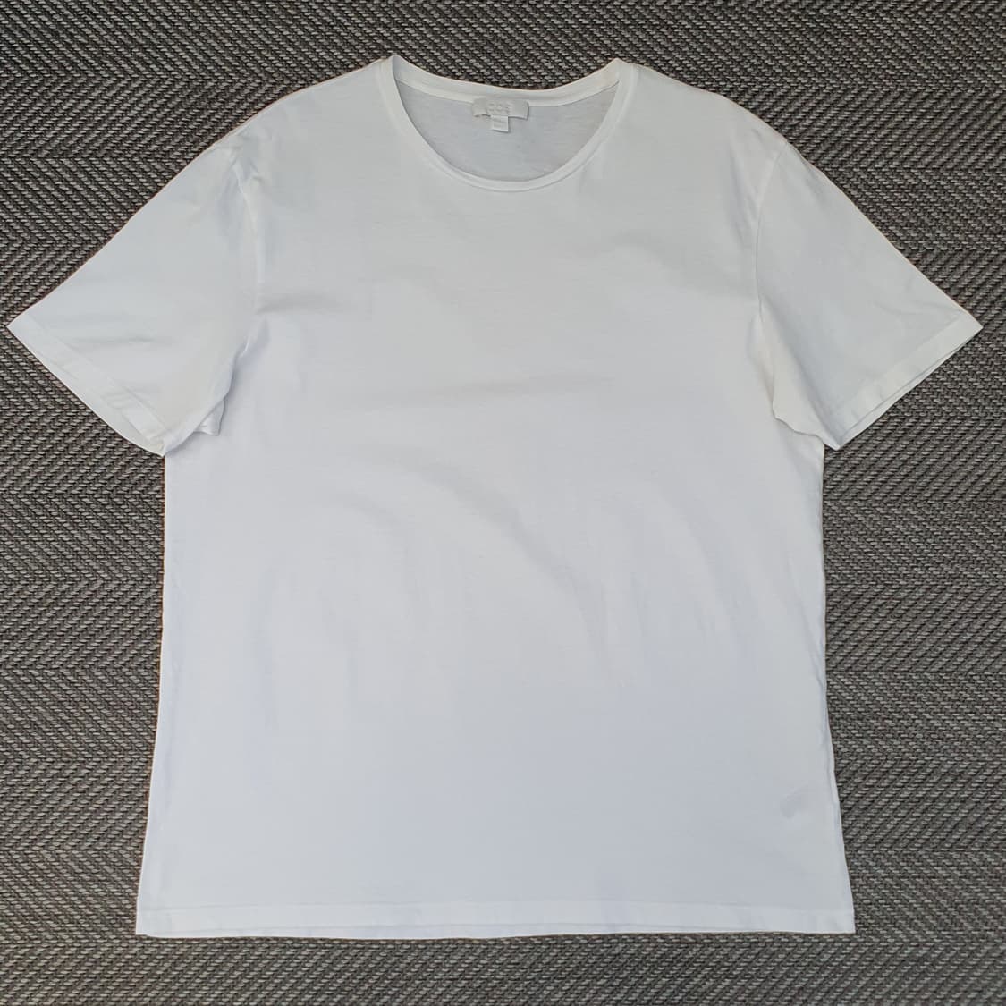 COS 코스 반팔티 남자105 상품이미지1