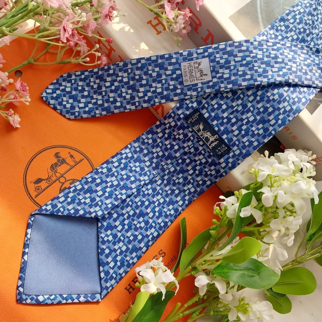 HERMES 에르메스 실크 블루 패턴 넥타이 9cm A+등급 K2276
 상품이미지4