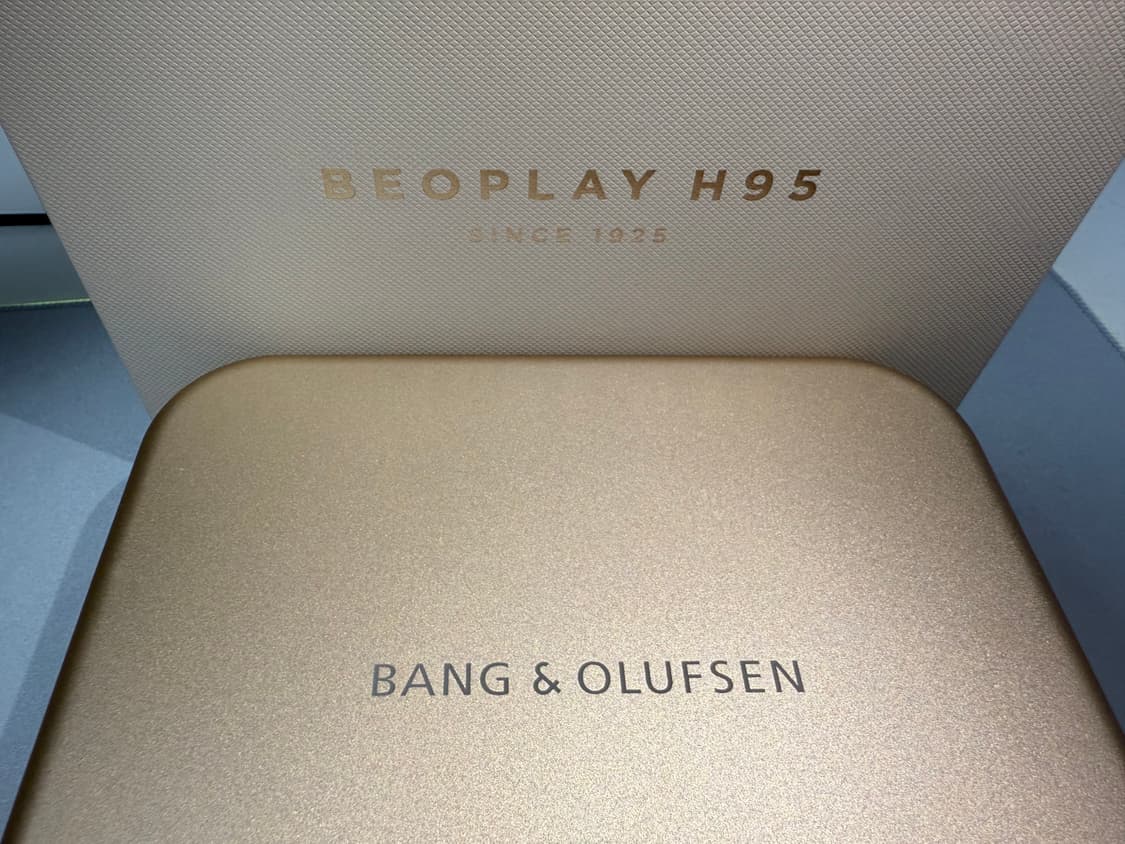 (B&O) 뱅앤올룹슨 h95 헤드폰 골드 색상 상품이미지7