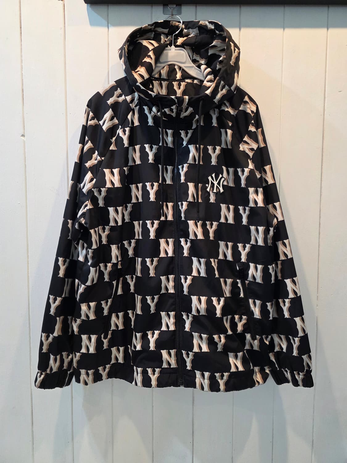 MLB 엠엘비 바람막이 상품이미지1